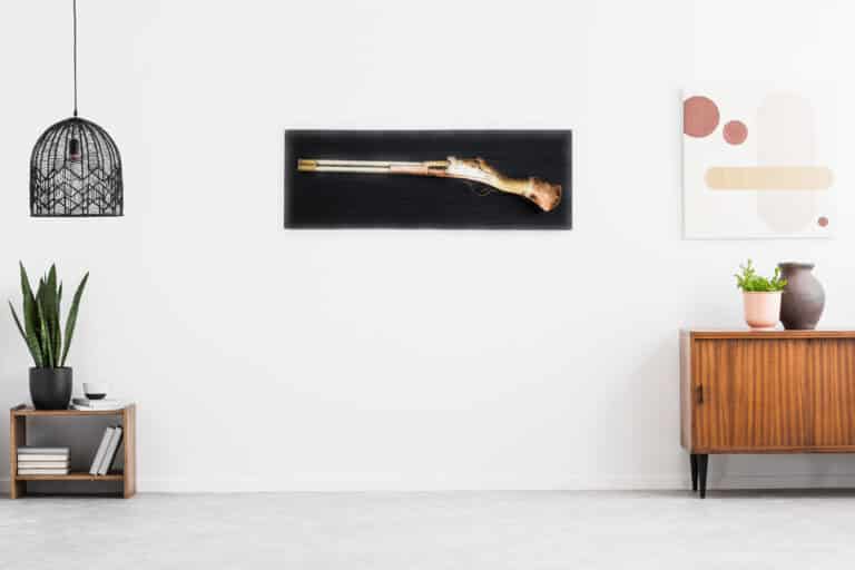 Wall-Decor-vintage-gun