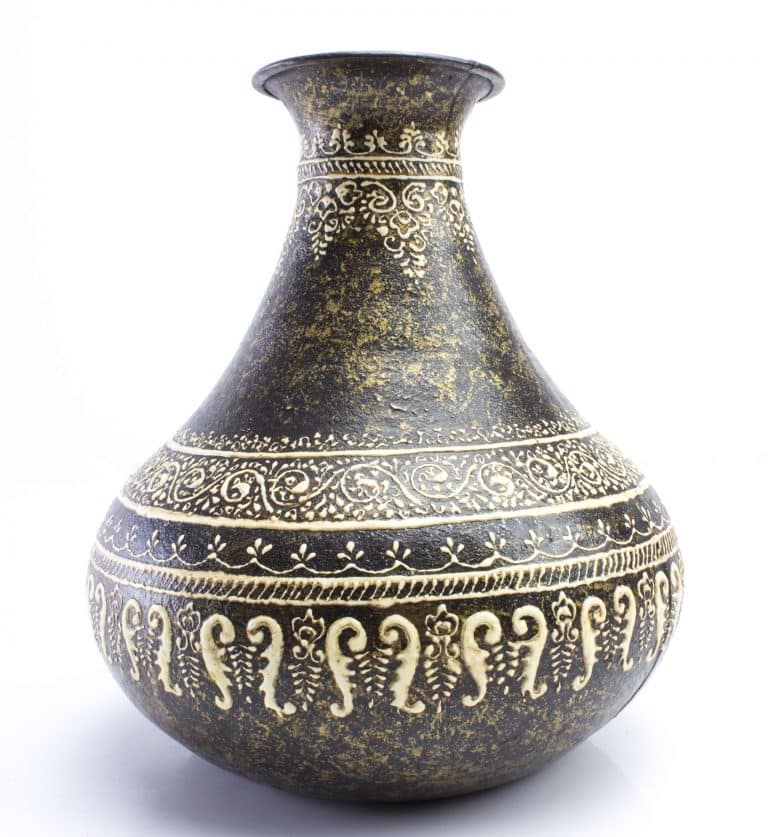 Iron Flower Vase Iron Flower Vase