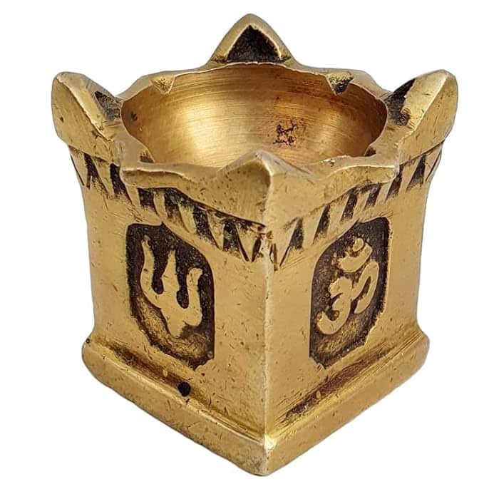 tulsi diya4 tulsi diya4